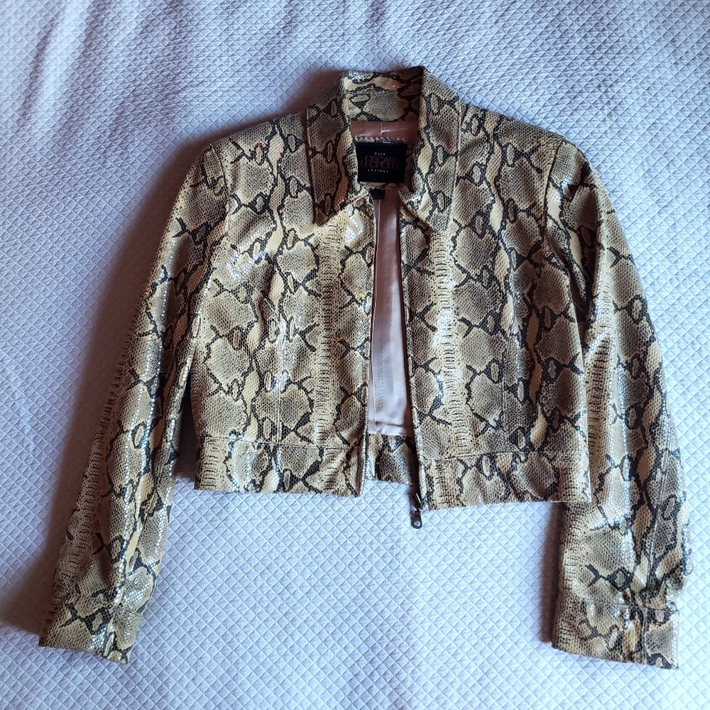 100% Lambskin Leather Crop Jacket - Oscar Leopold